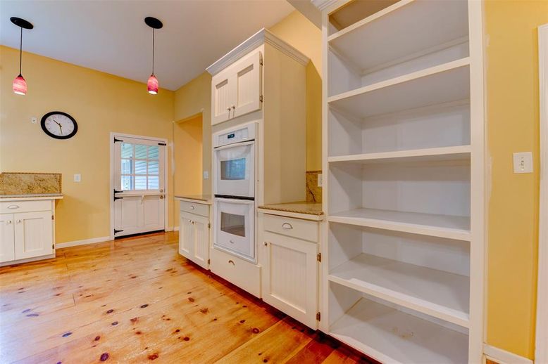 Interior, Kitchen, Pendant Lights, Wood Texture Flooring