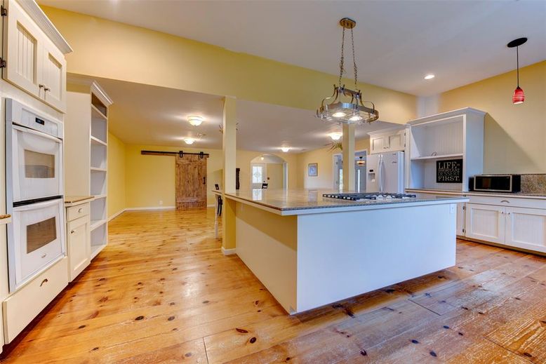Interior, Kitchen, Pendant Lights, Recessed Lighting, Wood Texture Flooring