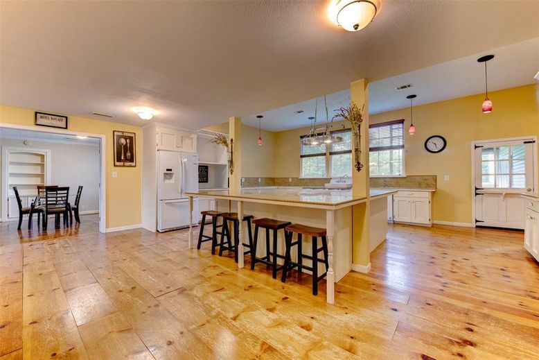 Dining room, Interior, Kitchen, Pendant Lights, Wood Texture Flooring