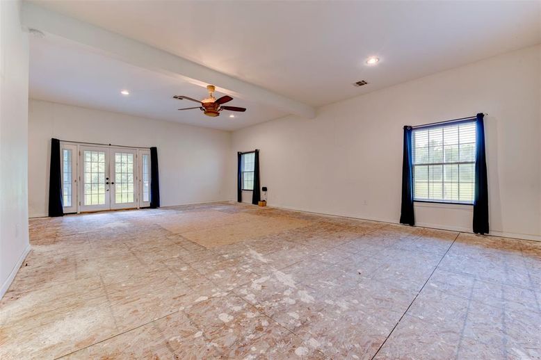 Empty room, Interior, Recessed Lighting