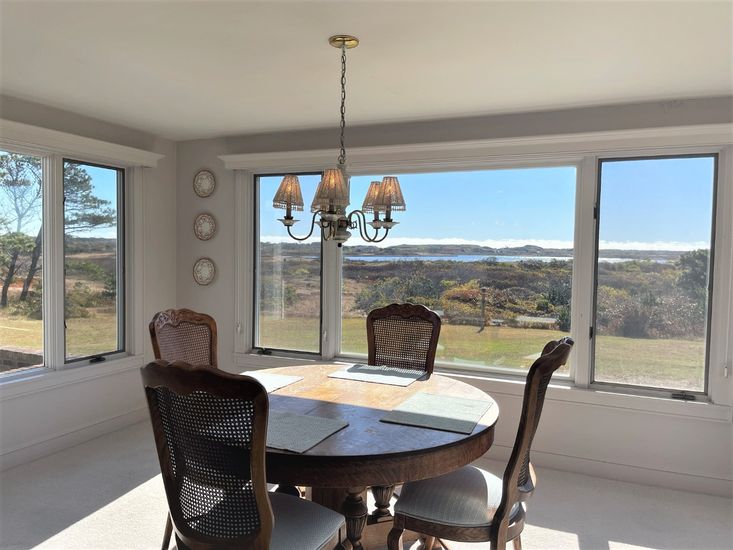 Chandelier, Dining room, Interior