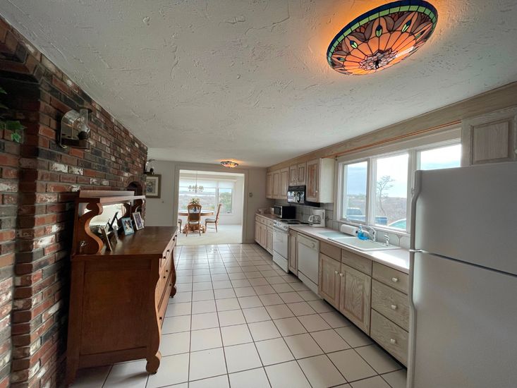 Dining room, Interior, Kitchen, Stainless Steel Appliances, Stone Walls