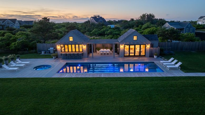 Backyard, Exterior, Pool