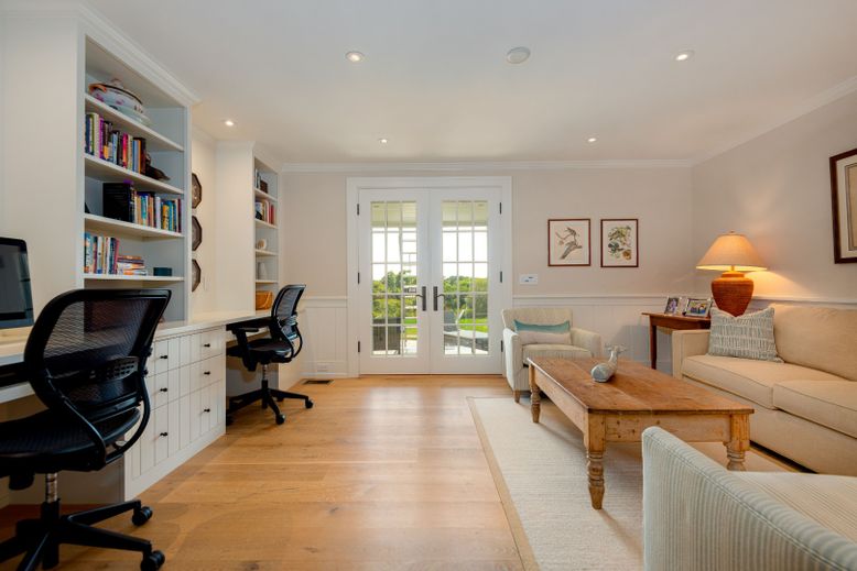 Home Office, Interior, Living room, Recessed Lighting, Wood Texture Flooring