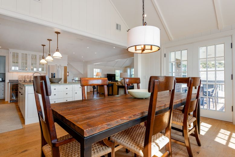 Dining room, Interior, Kitchen, Pendant Lights, Recessed Lighting, Wood Texture Flooring