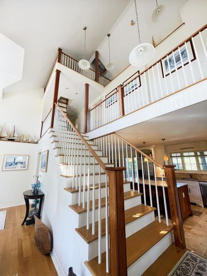 Interior, Pendant Lights, Wood Texture Flooring