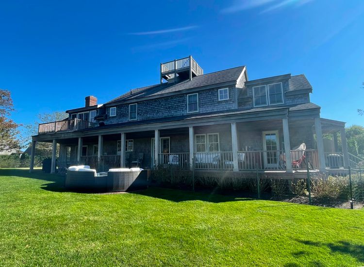 Backyard, Exterior, Facade, Cape Cod
