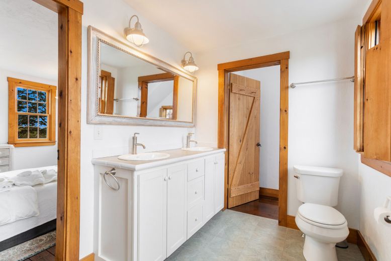 Bathroom, Dual Sink Vanities, Interior, Wood Texture Flooring