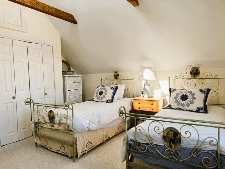 Bedroom, Interior, Wooden Beams