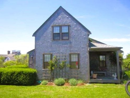Backyard, Exterior, Facade, Brick Facade, Brick Traditional