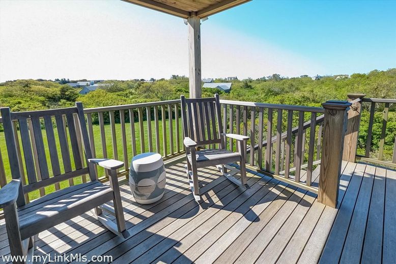 Exterior, Wood Texture Flooring