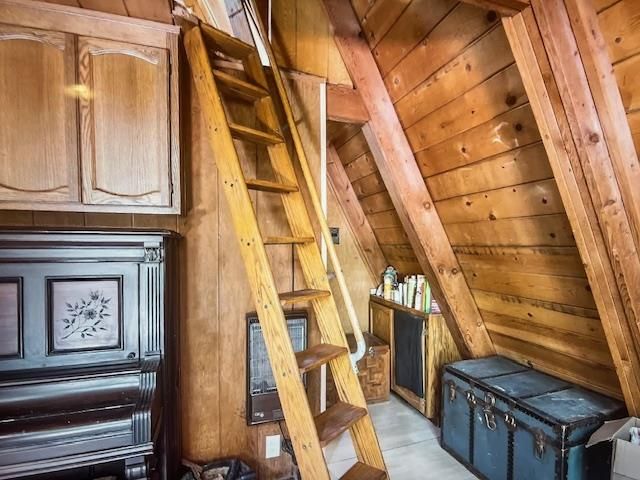 Interior, Piano, Wooden Beams, Wooden Ceilings, Wooden Walls