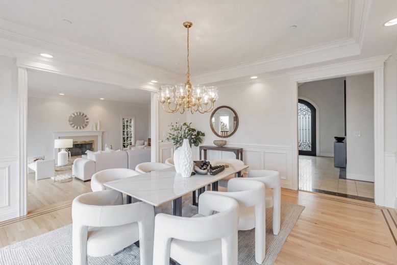 Chandelier, Dining room, Fireplace, Interior, Living room, Recessed Lighting, Wood Texture Flooring