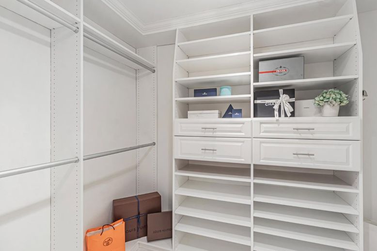 Interior, Walk-in Closets