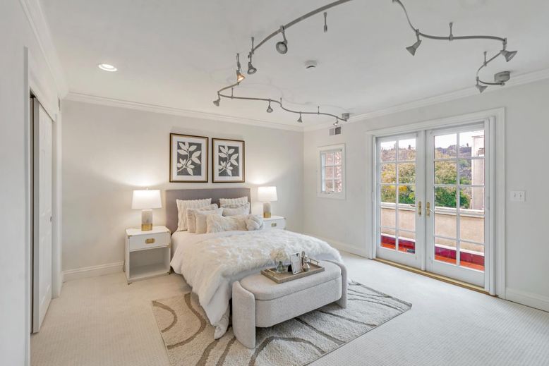 Bedroom, Interior, Recessed Lighting