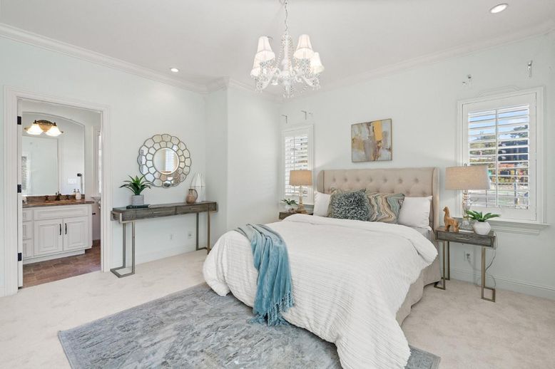 Bedroom, Chandelier, Interior, Recessed Lighting