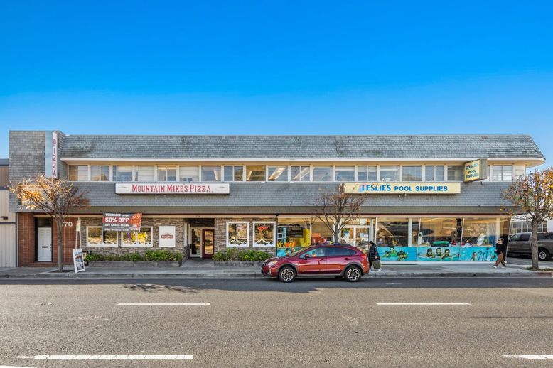 Exterior, Facade, None