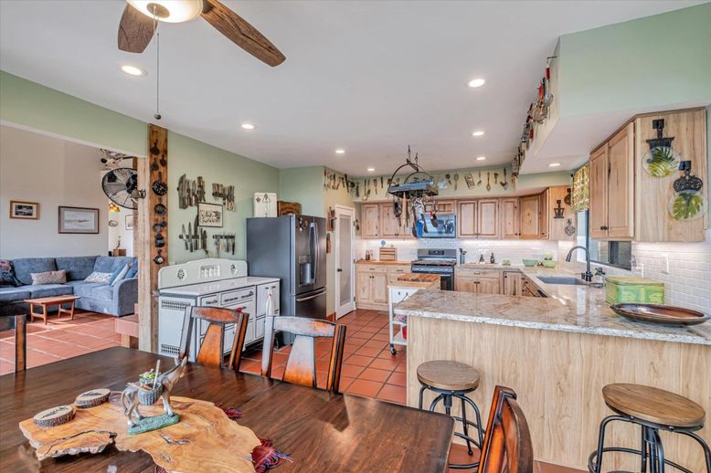 Interior, Kitchen, Living room, Recessed Lighting