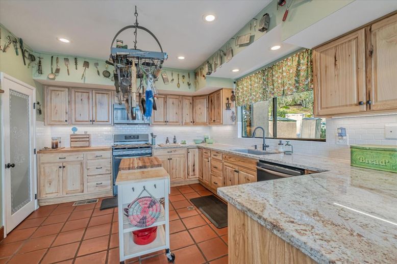 Interior, Kitchen, Recessed Lighting