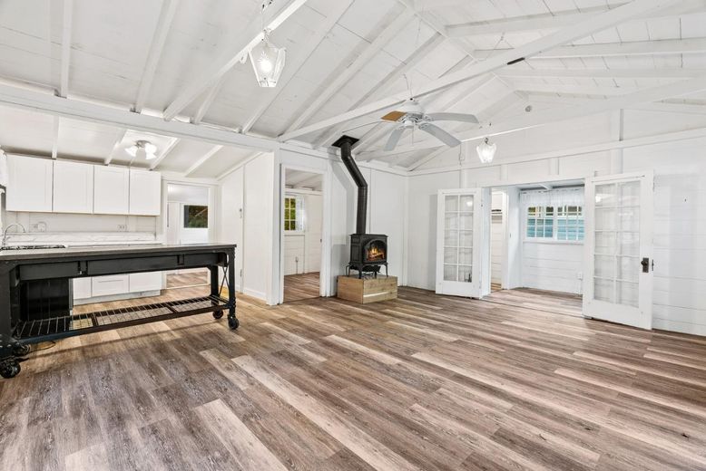Fireplace, Interior, Kitchen, Wood Texture Flooring