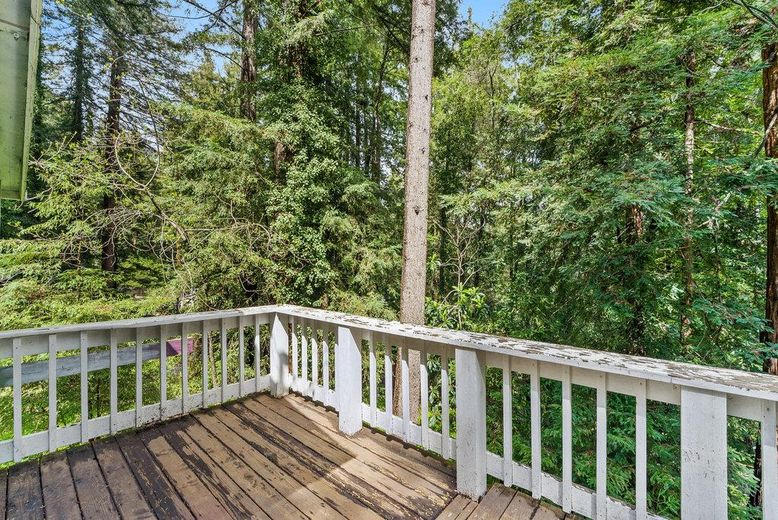 Exterior, Wood Texture Flooring