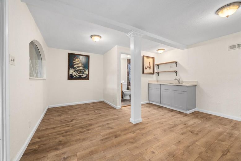 Bathroom, Interior, Wood Texture Flooring