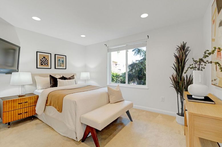 Bedroom, Interior, Recessed Lighting