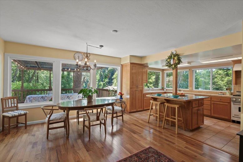 Chandelier, Dining room, Interior, Kitchen, Wood Texture Flooring