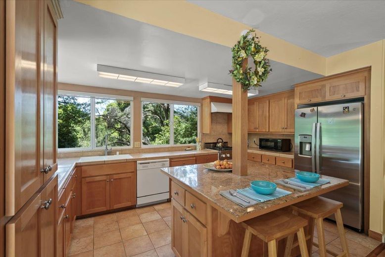 Interior, Kitchen, Stainless Steel Appliances