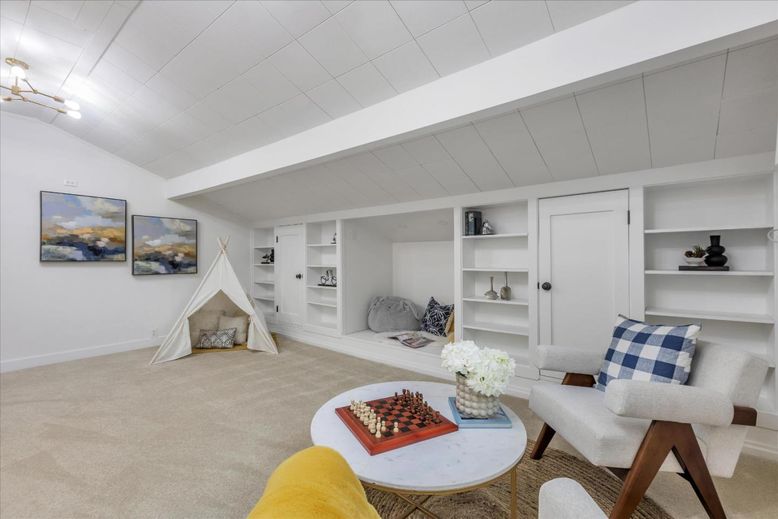 Fireplace, Interior, Living room