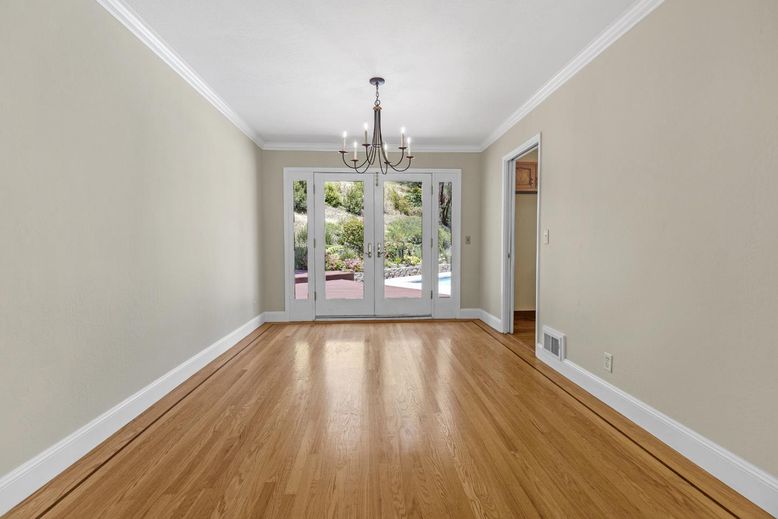 Chandelier, Empty room, Interior, Wood Texture Flooring