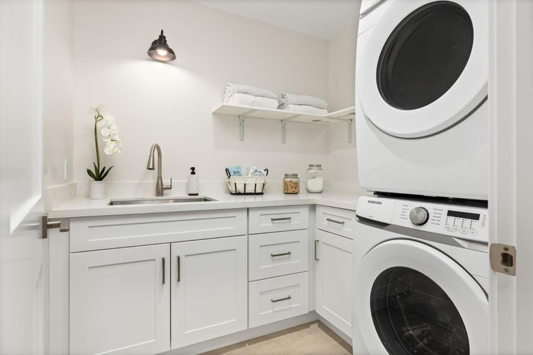 Interior, Utility Closets, Washer