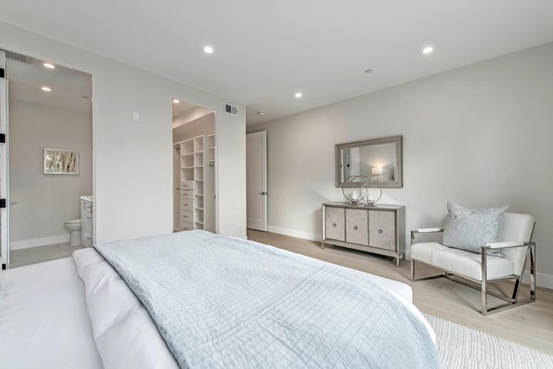 Bathroom, Bedroom, Interior, Recessed Lighting, Wood Texture Flooring