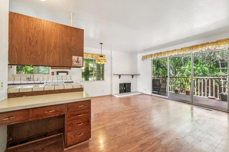 Fireplace, Interior, Pendant Lights, Wood Texture Flooring