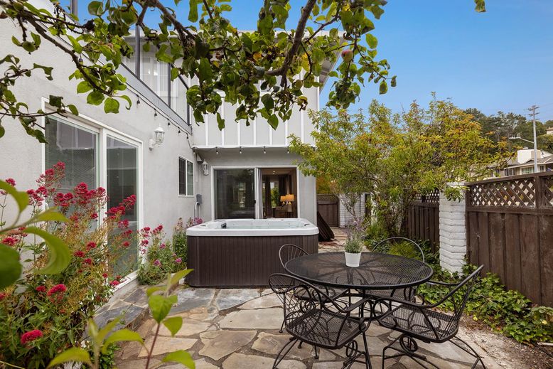 Exterior, Hot Tub