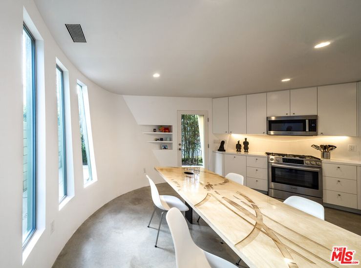 Dining room, Interior, Kitchen, Recessed Lighting, Stainless Steel Appliances