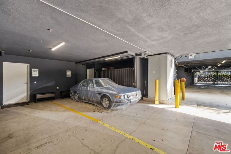 Garage, Interior, Recessed Lighting