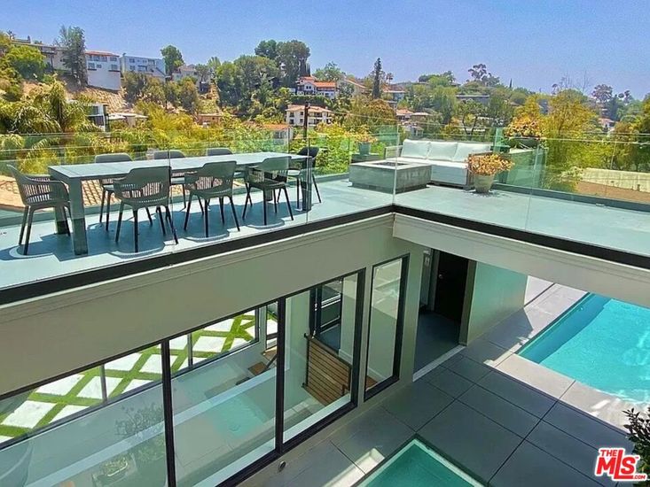 Exterior, Pool, Other