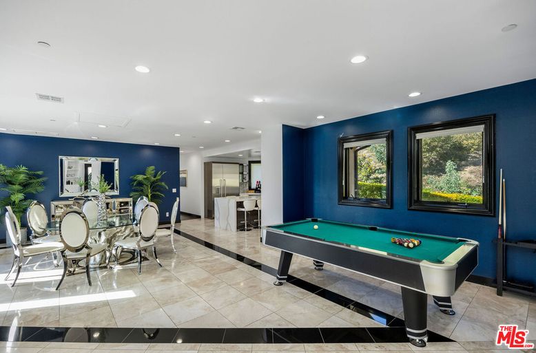Billiard Table, Dining room, Game Room, Interior, Recessed Lighting