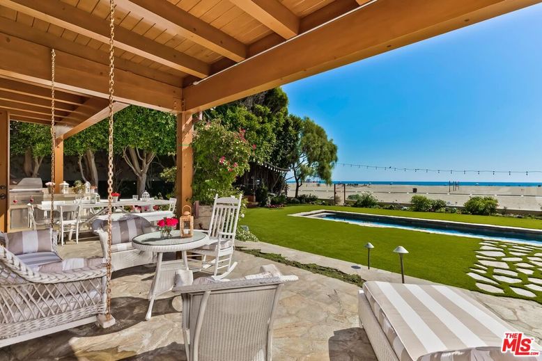 Backyard, Exterior, Pool