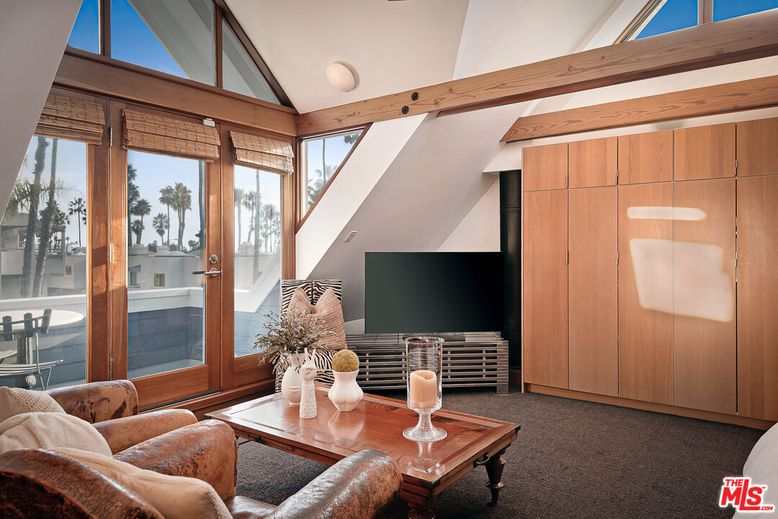 Interior, Living room, Wooden Beams
