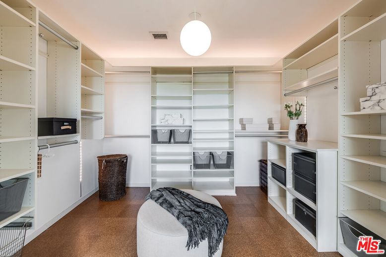 Interior, Pendant Lights, Walk-in Closets
