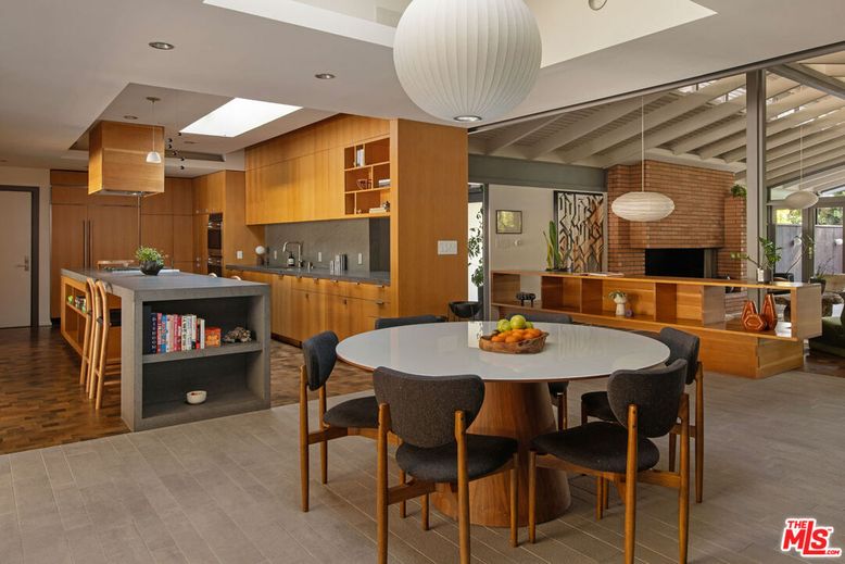 Dining room, Interior, Kitchen, Pendant Lights, Recessed Lighting, Stone Walls, Wood Texture Flooring