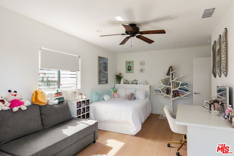 Bedroom, Home Office, Interior, Wood Texture Flooring