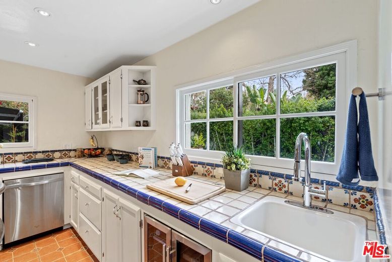 Interior, Kitchen, Recessed Lighting, Tile Countertops