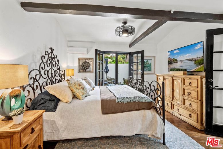 Bedroom, Interior, Wooden Beams, Wood Texture Flooring