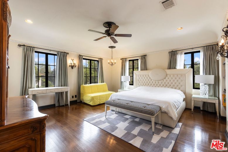 Bedroom, Chandelier, Interior, Recessed Lighting, Wood Texture Flooring