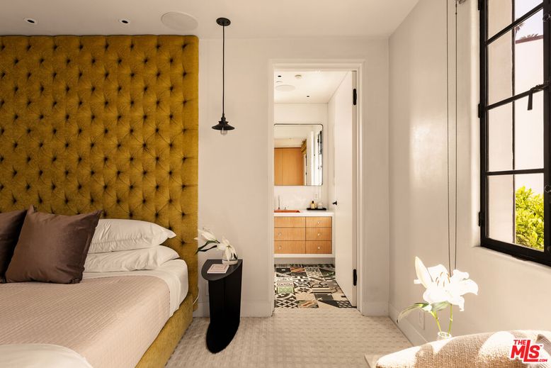 Bedroom, Interior, Pendant Lights, Recessed Lighting