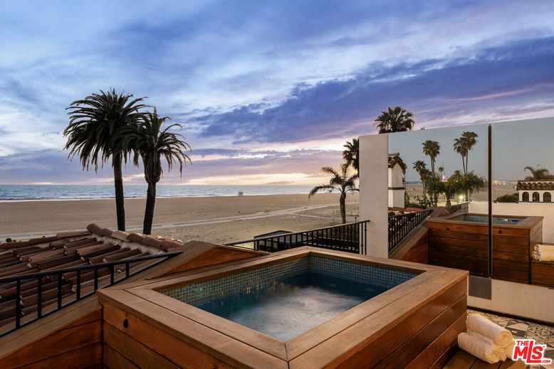 Water, Exterior, Pool, Other