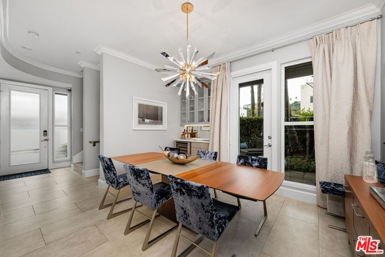 Dining room, Interior, Pendant Lights